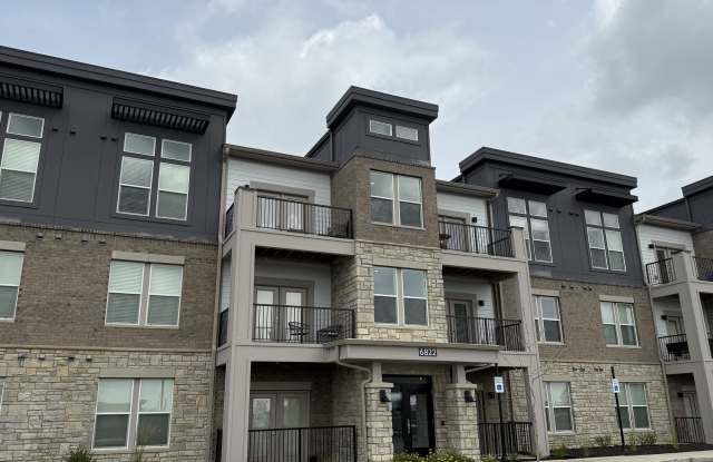 Riley Crossing at Gateway Park Apartments Gallery 2
