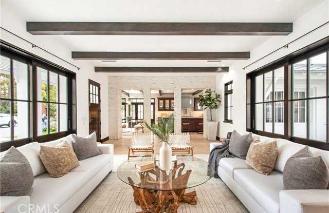 2461 Marino Drive Gallery 4
