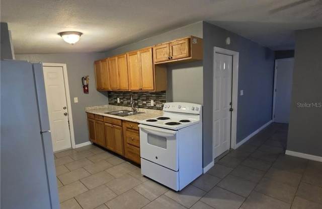 1328 37TH Street NW Gallery 4
