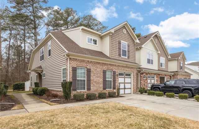 813 Tiffany Green Court - 813 Tiffany Green Court, Chesapeake, VA 23320
