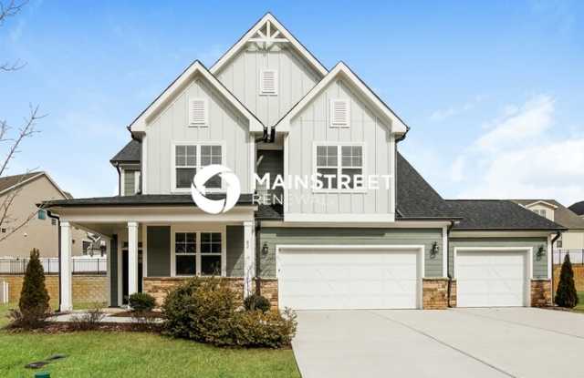 62 Maximus Circle Gallery 1