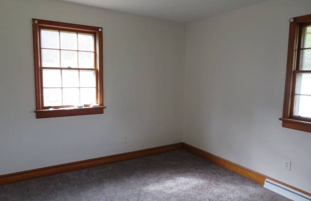 25320 Ferndale Road Gallery 2