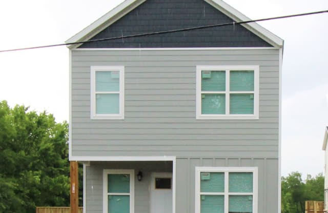 910 W Cato Springs Road photos photos