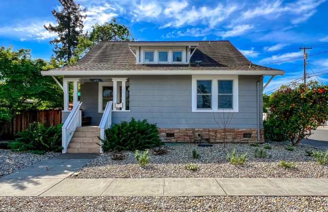 Fully Furnished Modern Home in the Desirable Alphabet Streets photos photos