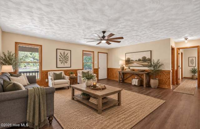 548 Carolina 306 Gallery 4