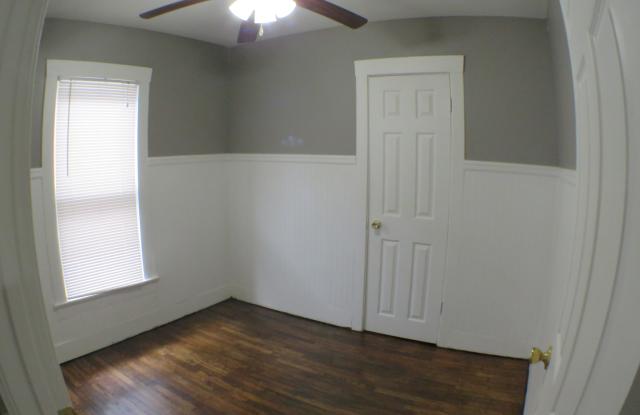 519 N Osage Gallery 4