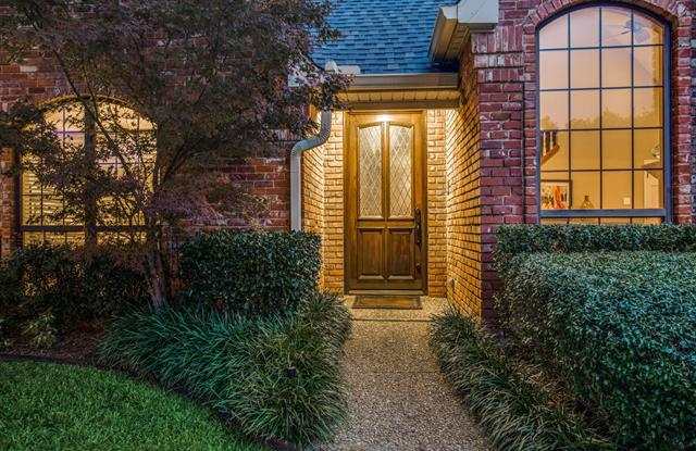 5827 Mapleshade Lane Gallery 3