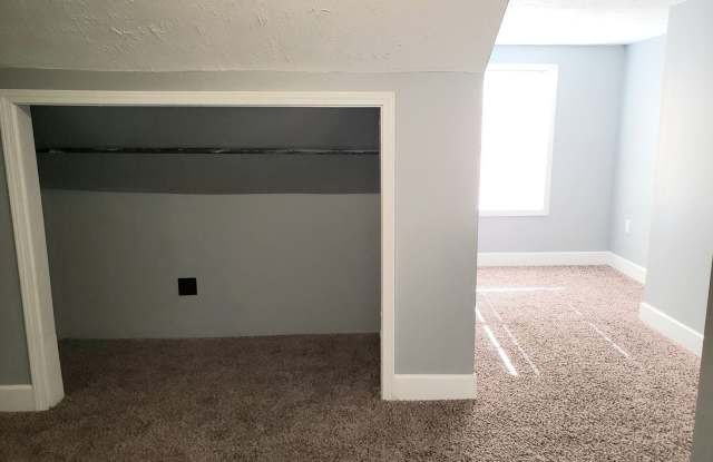 1310 Woodward Avenue Gallery 4