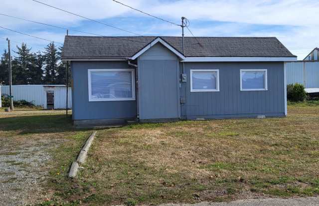 Charming Fully Furnished 1-Bedroom Home – All Utilities Included! photos photos