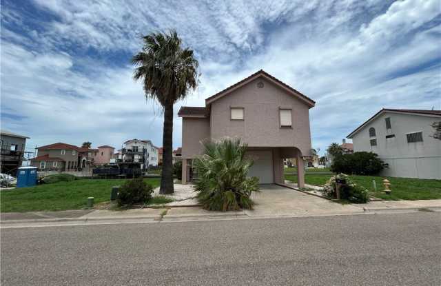 738 Imperial Harbor - 738 Imperial Harbor Drive, Corpus Christi, TX 78402