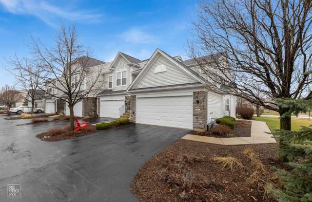 Yorkville First Floor End Unit Two Bed Condo with Pond Views photos photos