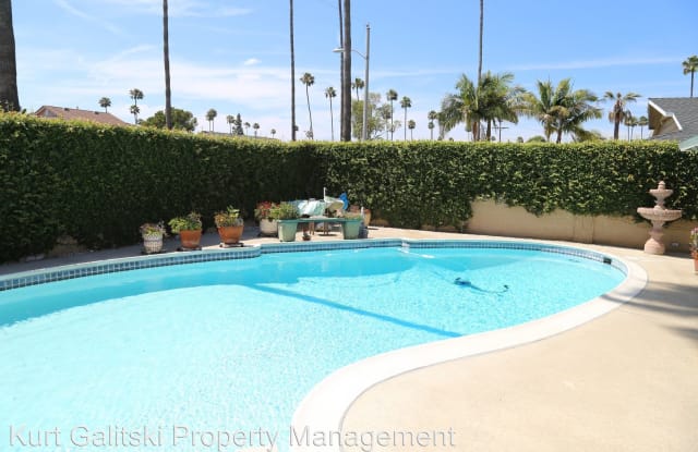 3080 Johnson Ave - 3080 Johnson Avenue, Costa Mesa, CA 92626