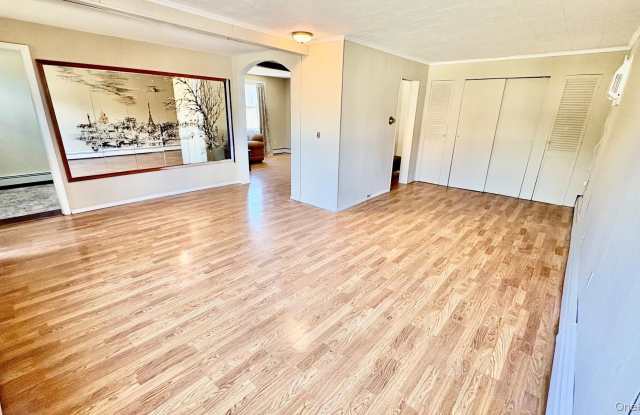85 Spencer Avenue Gallery 3
