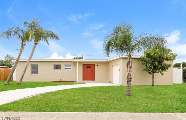 21621 Augusta Avenue photos photos
