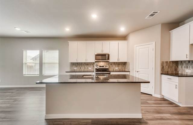 1508 Mineral Point Place Gallery 3