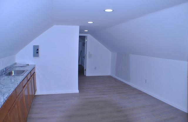 3 Portina Rd Gallery 3