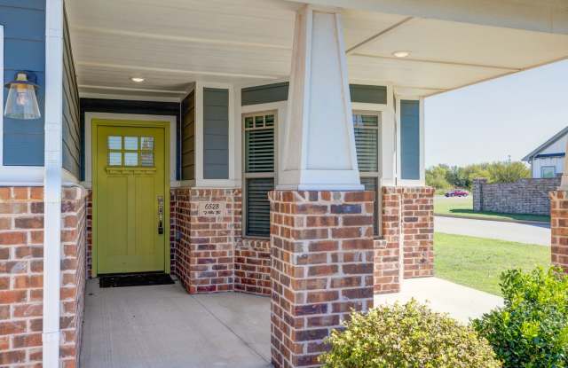 2 Bed 2 Bath Duplex Located in Oklahoma City! Gallery 4