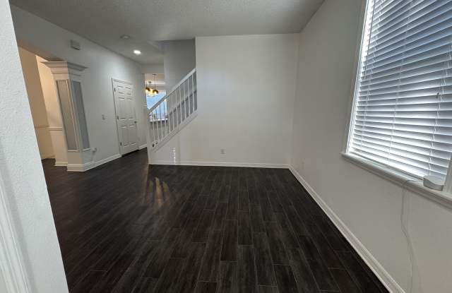7237 Bellingham Oaks Boulevard Gallery 2