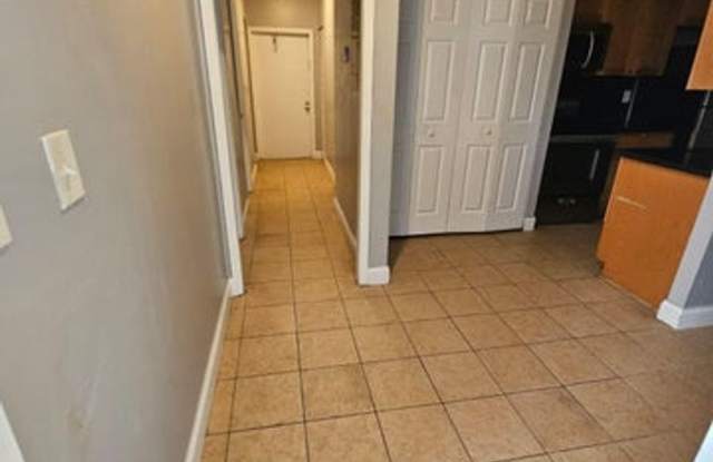4552 NW 185TH Street, Miami Gardens, FL 33055 Gallery 3