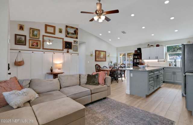Beautifully renovated 3-bedroom, 2-bath home in the centrally located Beachwood neighborhood! photos photos