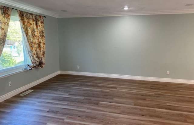 Great 4 bedroom, 2.5 bathroom house in Gilroy Gallery 3