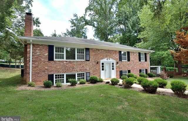1745 ATOGA AVE - 1745 Atoga Avenue, McLean, VA 22101