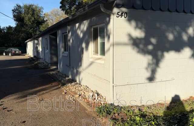 540 Talmage Rd - 540 Talmage Road, Ukiah, CA 95482