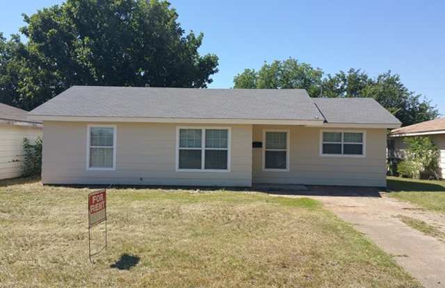 2947 Stearns Ave photos photos