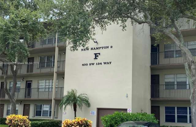 400 SW 134th Way photos photos