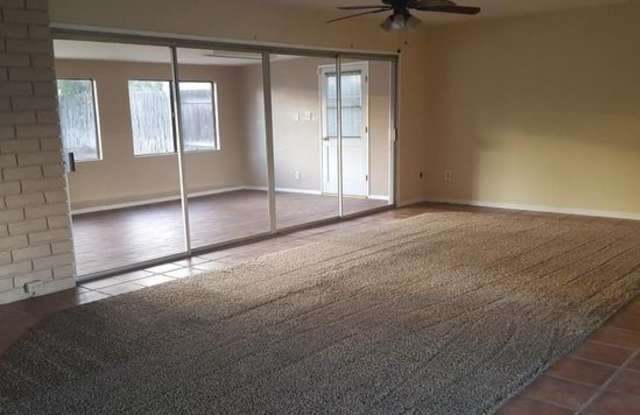 2005 Birchwood Ct Gallery 3