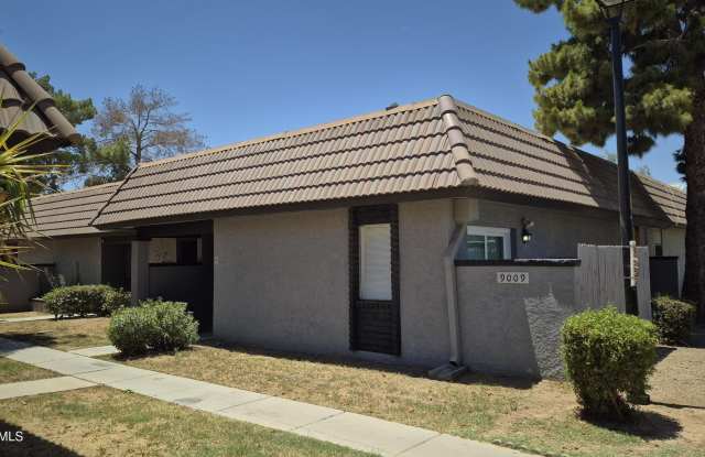 9009 W ELM Street photos photos