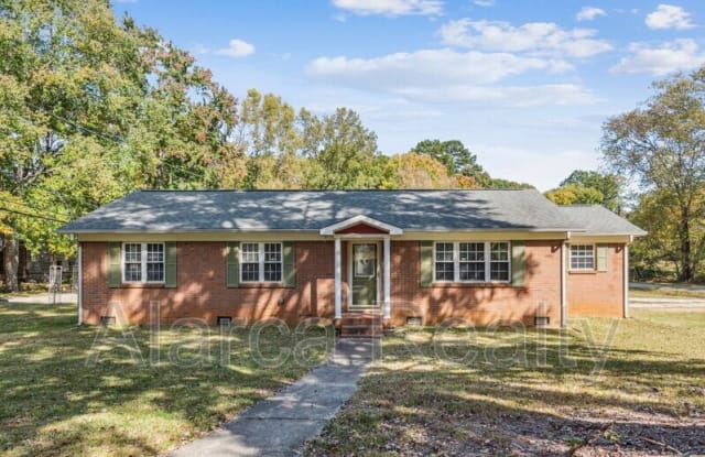 7459 Elwood Dr - 7459 Elwood Drive, Charlotte, NC 28227