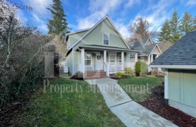 Craftsman Style 3 Bed/2 Bath Home - Bremerton photos photos