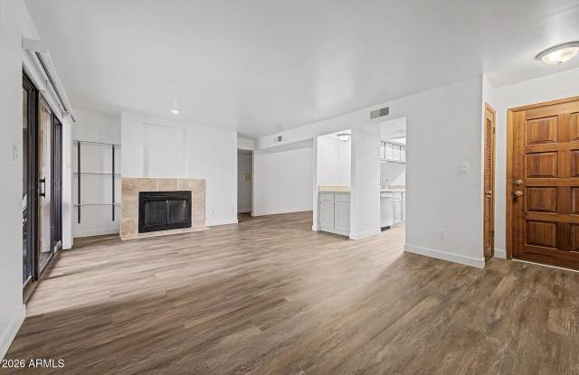 5998 N 78TH Street Gallery 1