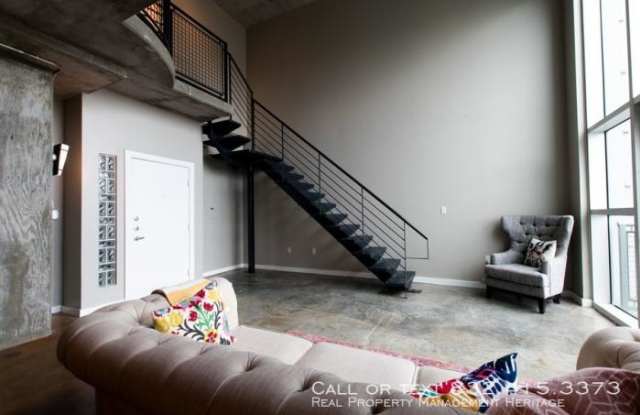 2000 Bagby St Gallery 4