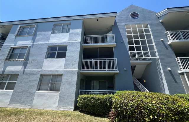 8580 SW 212th St - 8580 Southwest 212th Street, Cutler Bay, FL 33189