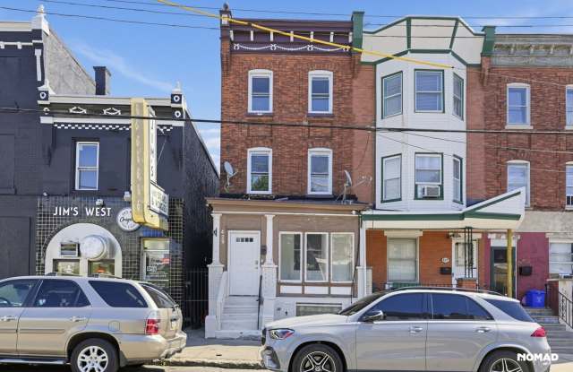 Beautifully Renovated, Sun-Filled 5BR Home with Central Air & Private Backyard Gallery 3