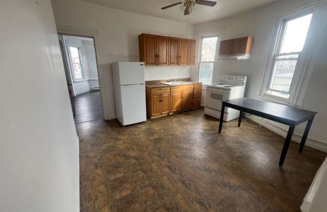 5400 CATHARINE Street unit: B photos photos