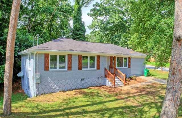 2956 Catalina Drive - 2956 Catalina Drive, Belvedere Park, GA 30032