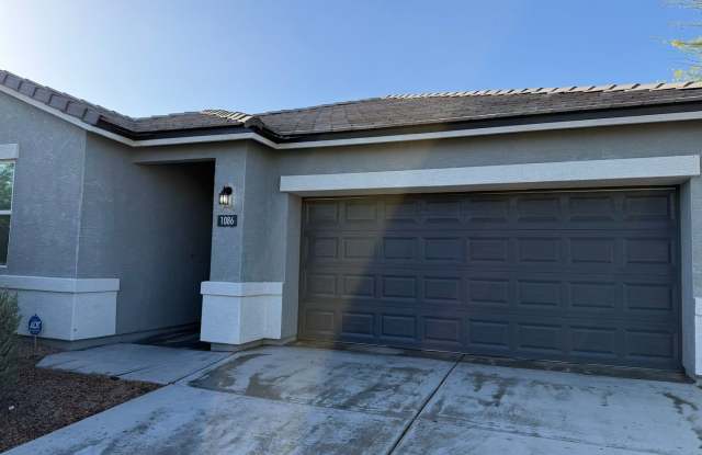 Move-In Special! 1086 W Avalon Canyon Dr in Casa Grande, AZ! No Application Fee + FREE June Rent! photos photos
