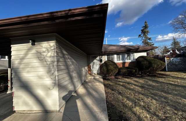 15311 Meadow Lane Gallery 2