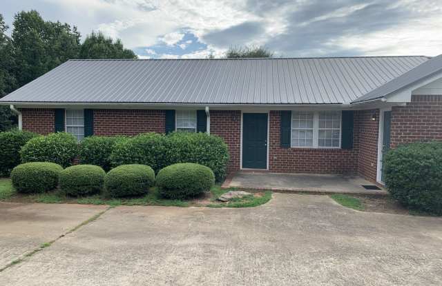 PRE-LEASING FOR AUGUST 7 2026! photos photos