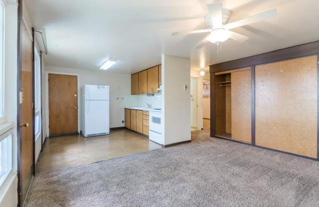 20 Hillside Circle - 4 photos photos