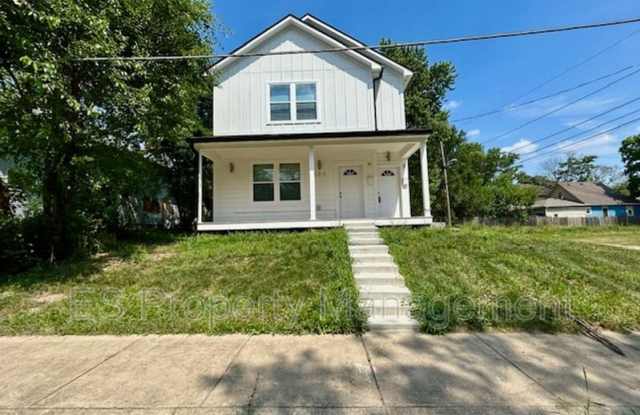 321 n Kealing Ave photos photos