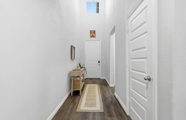3006 Milton Drive Gallery 4