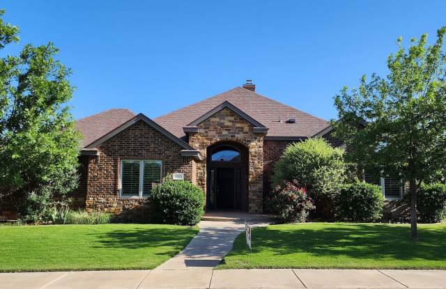 STUNNING 4/3/2 WITH A BONUS ROOM IN COOPER ISD Gallery 3