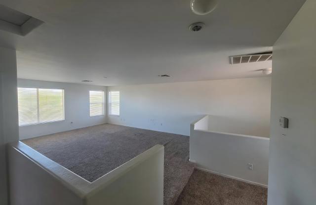 107 South 220th Drive Gallery 1