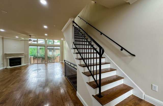 6333 Richmond Avenue - 6333 Richmond Avenue, Dallas, TX 75214
