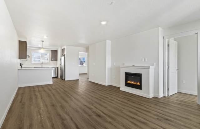 314 E Rr Ave photos photos