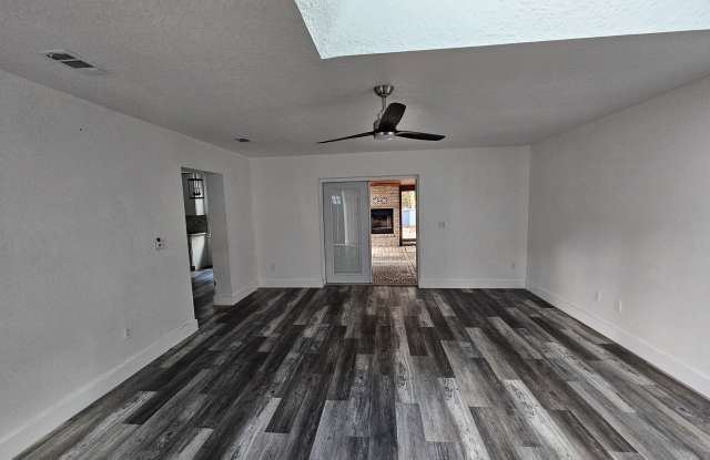 8198 Southeast 164th Place Gallery 4
